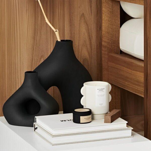 Modern Ceramic Vases ( Black ) : แจกันเซรามิคคู่ สไตล์โมเดิร์นมินิมอล ( สีดำ ) - Image 2